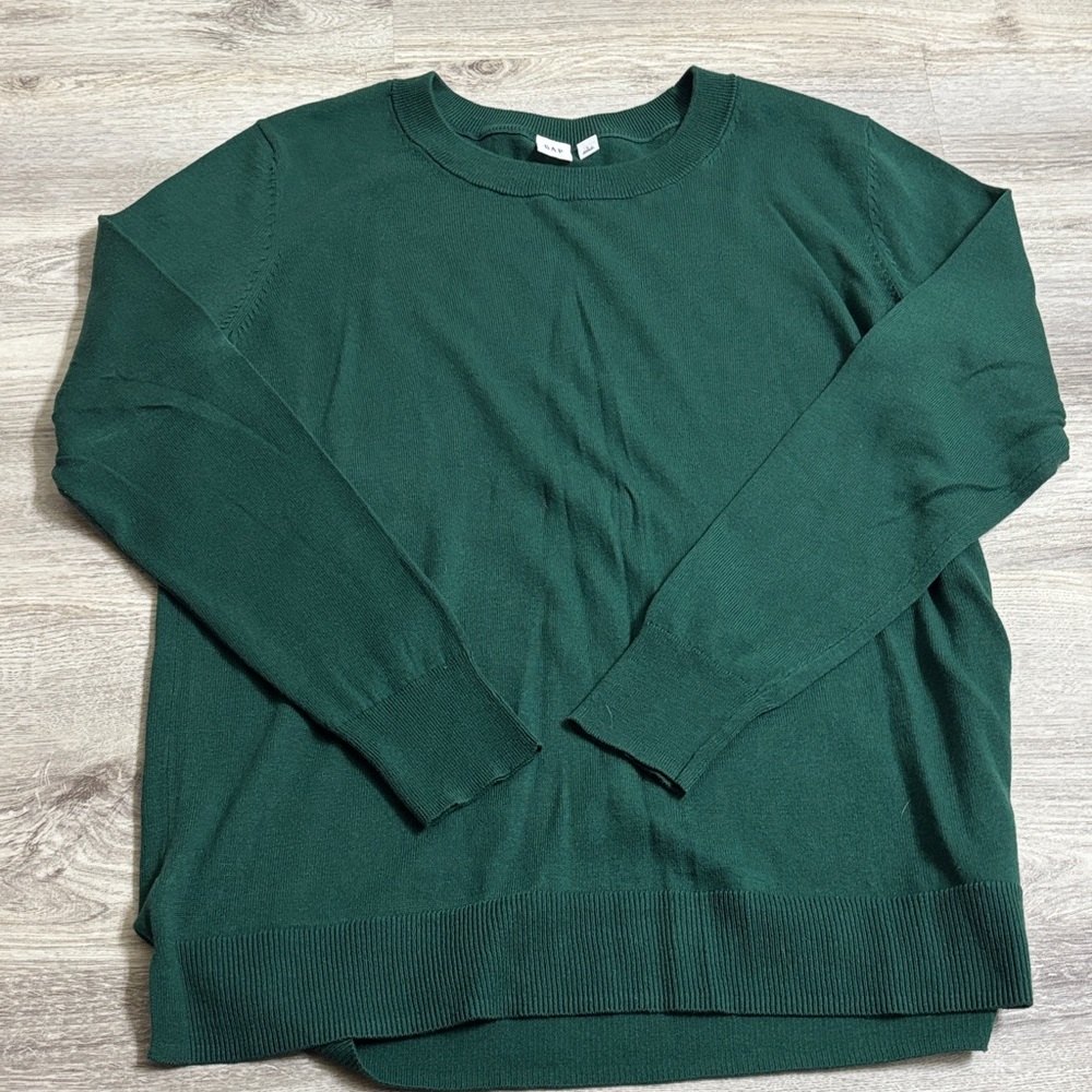 GAP Women's Forest Green Crewneck Sweater